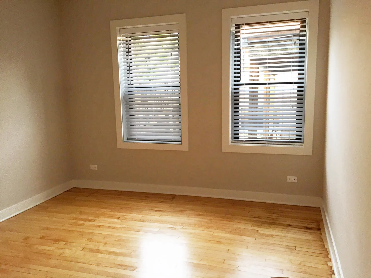 3607 N Lakewood Apartments