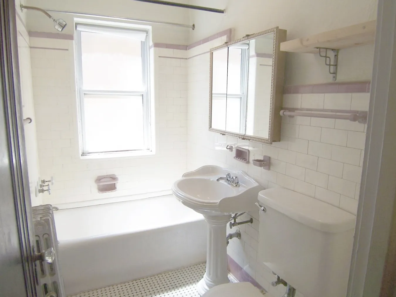 3643-45 N Greenview Apartments