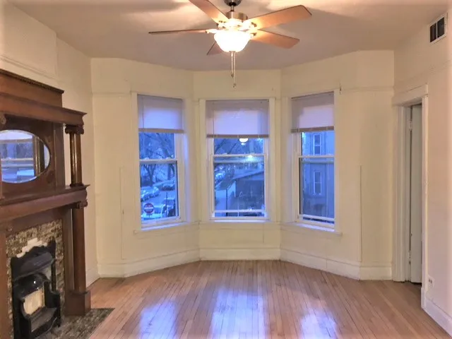 3701 N Damen 60613-The Waveland!-unit#2-Chicago-IL