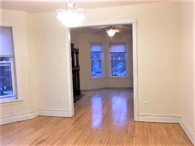 3701 N Damen 60613-The Waveland!-unit#2-Chicago-IL