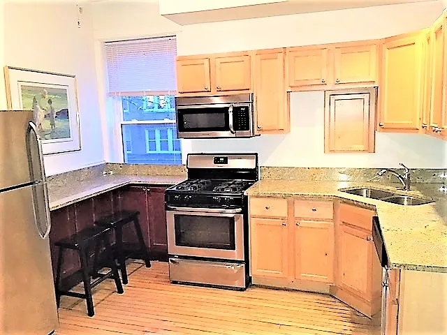 3701 N Damen 60613-The Waveland!-unit#2-Chicago-IL