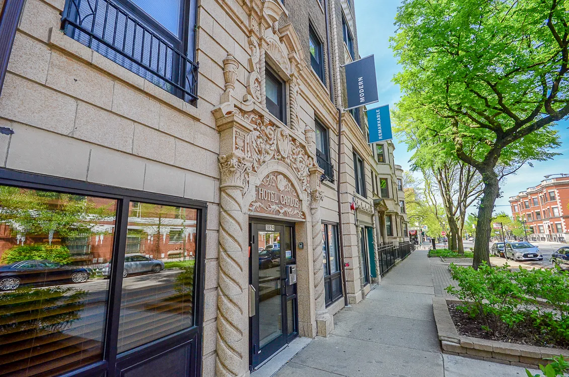 3834 N SHEFFIELD AVE 60613-3834 N Sheffield-Chicago-IL