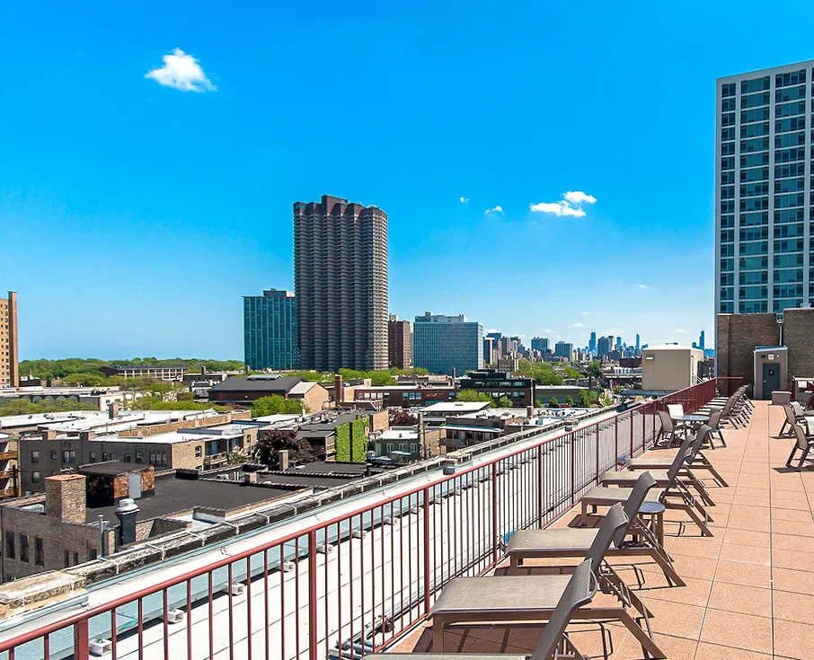 3838 North Broadway Apartments