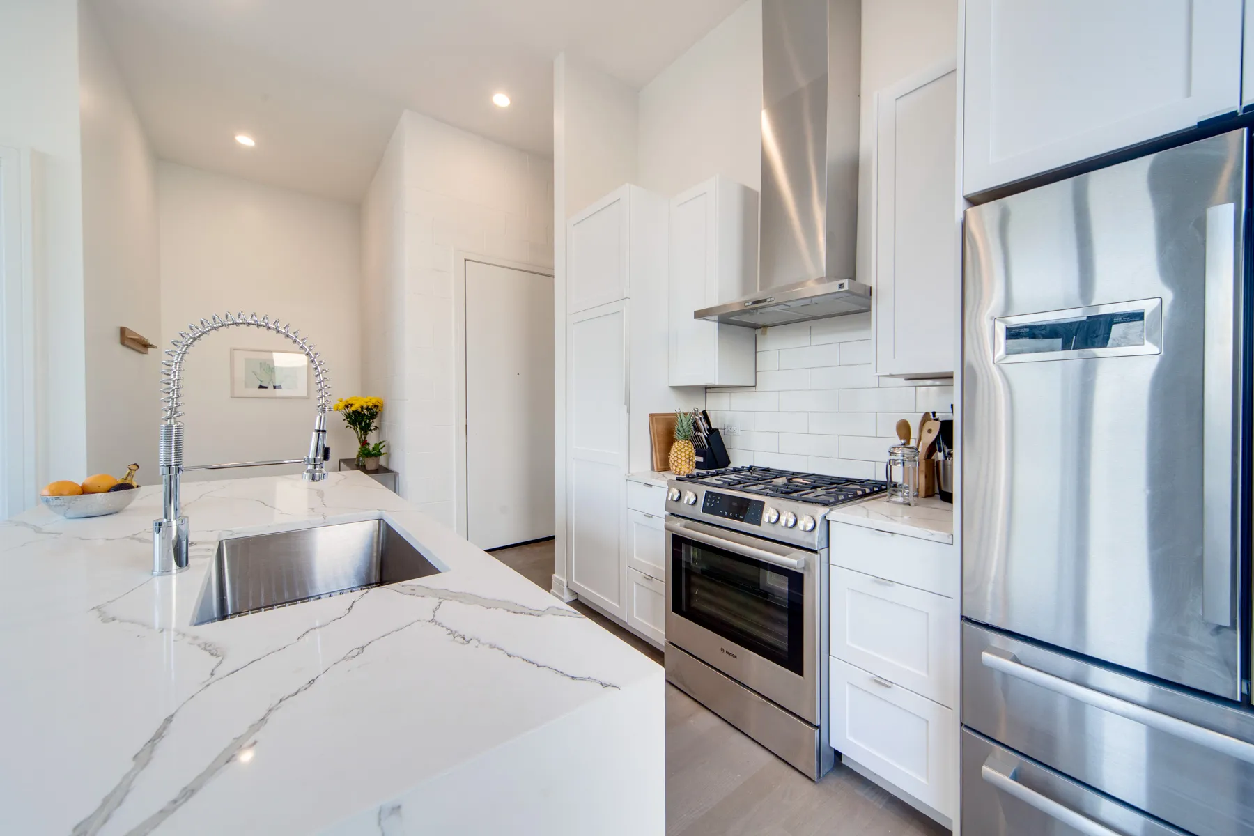 Common Damen Apartments