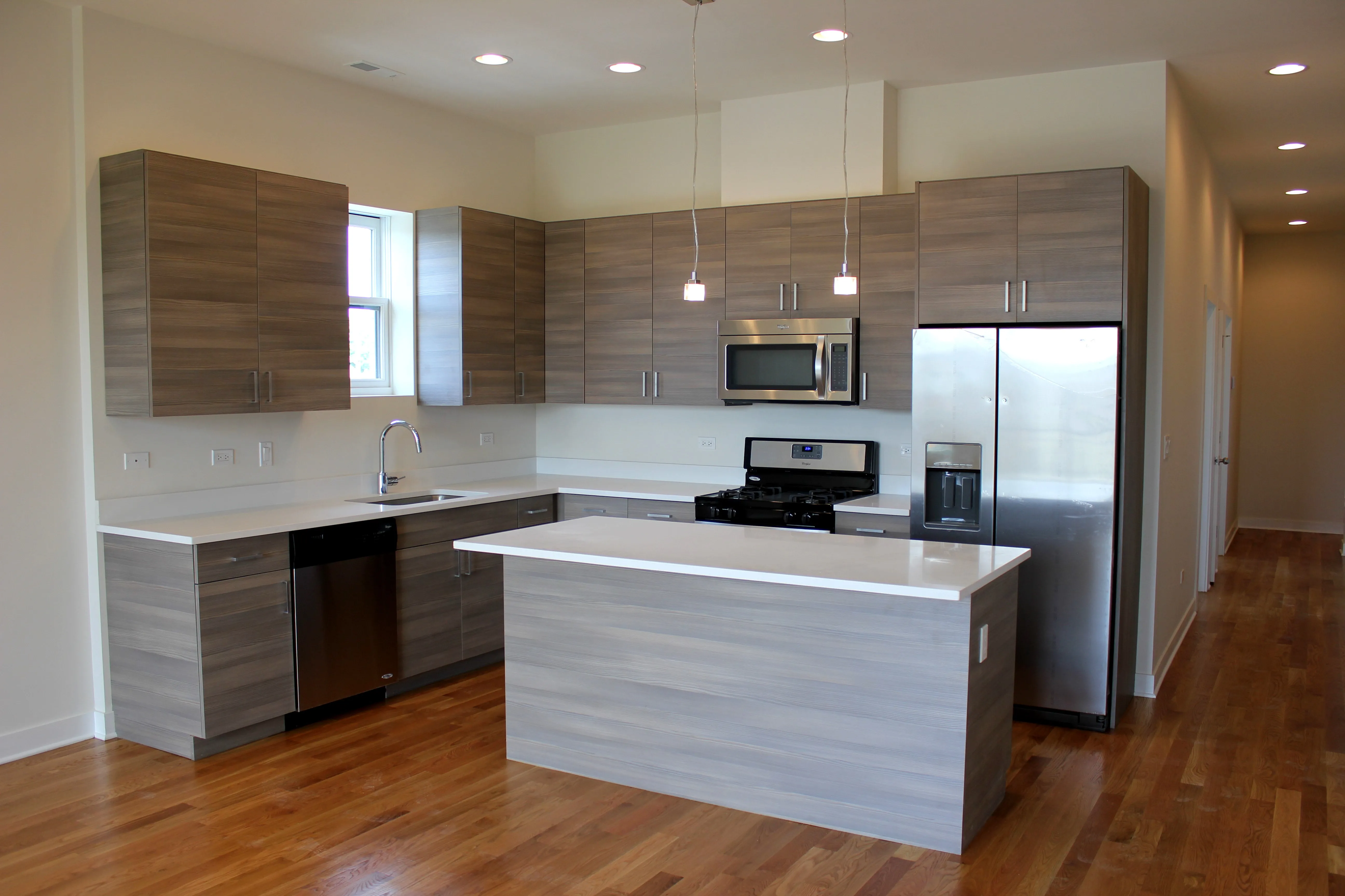 1952 West Erie Apartments