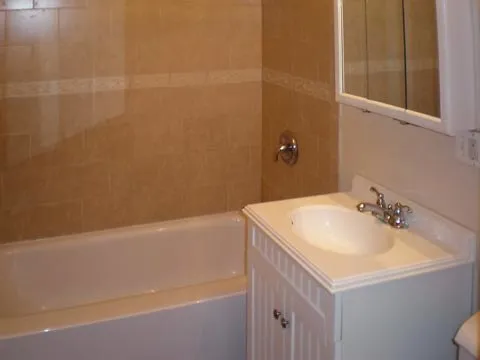 5900 N Sheridan Apartments