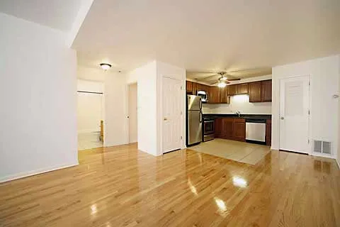 4030-34 N Milwaukee Apartments