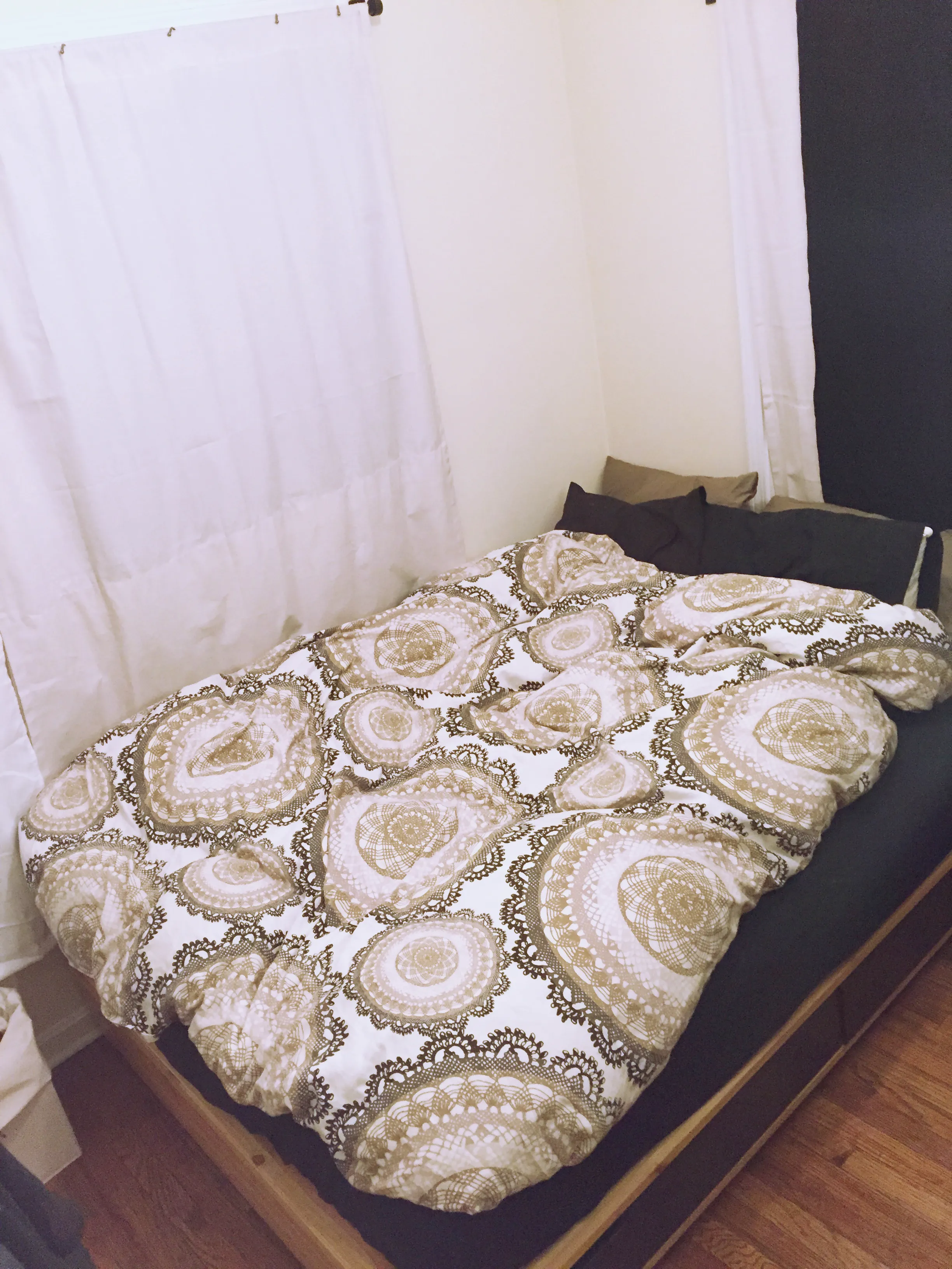 Bedroom easily fits FULL sized bed