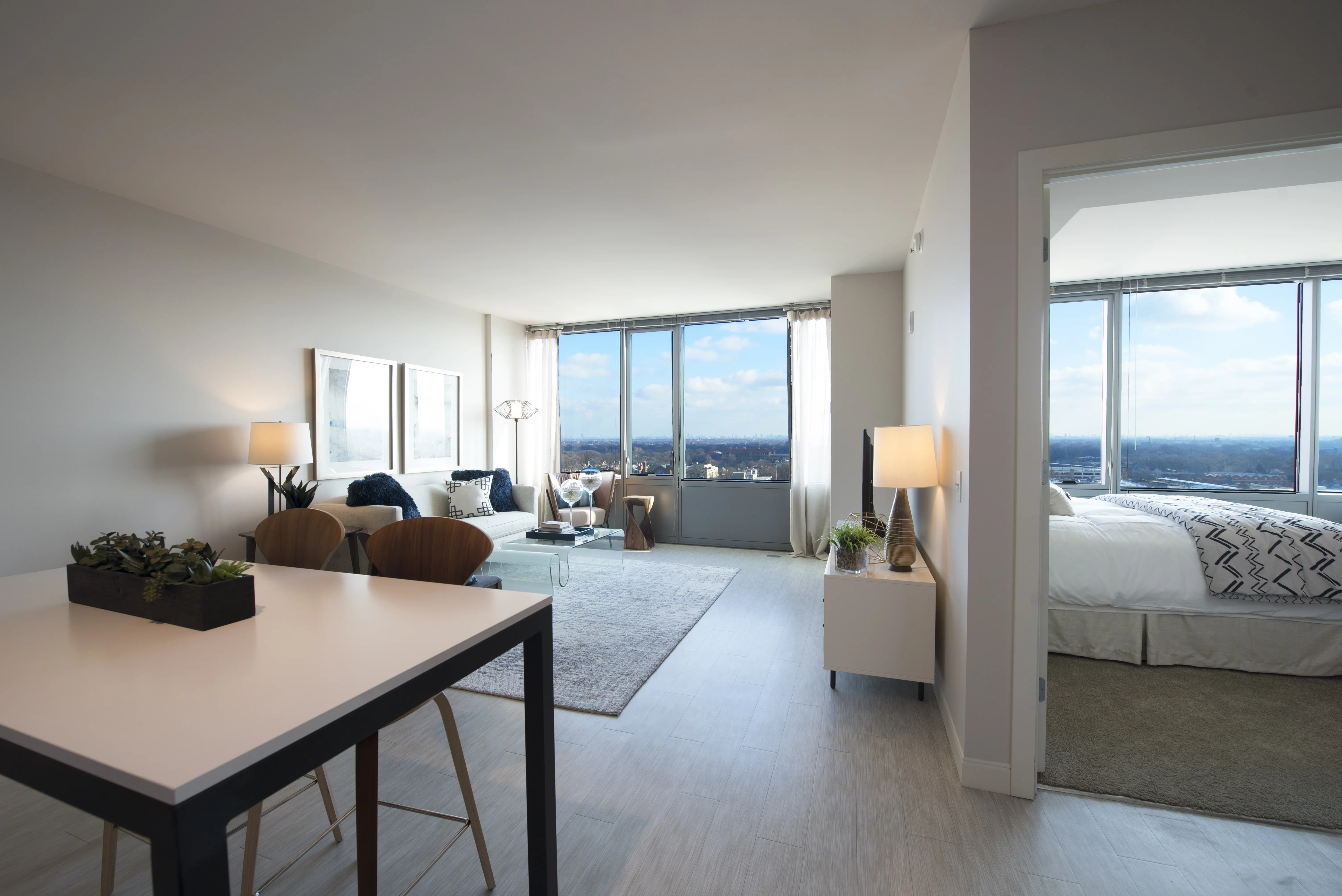 Vantage Oak Park Apartments