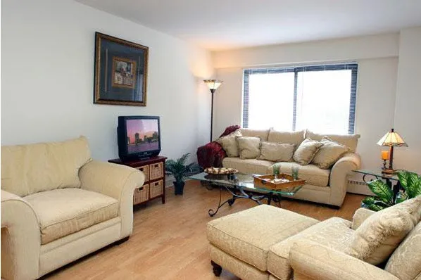 street parking at Main Station Apartments in Evanston Illinois