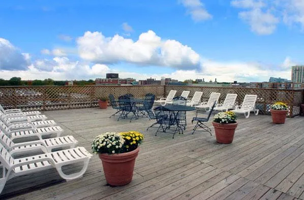 front of Maple Grove Apartments in Evanston IL