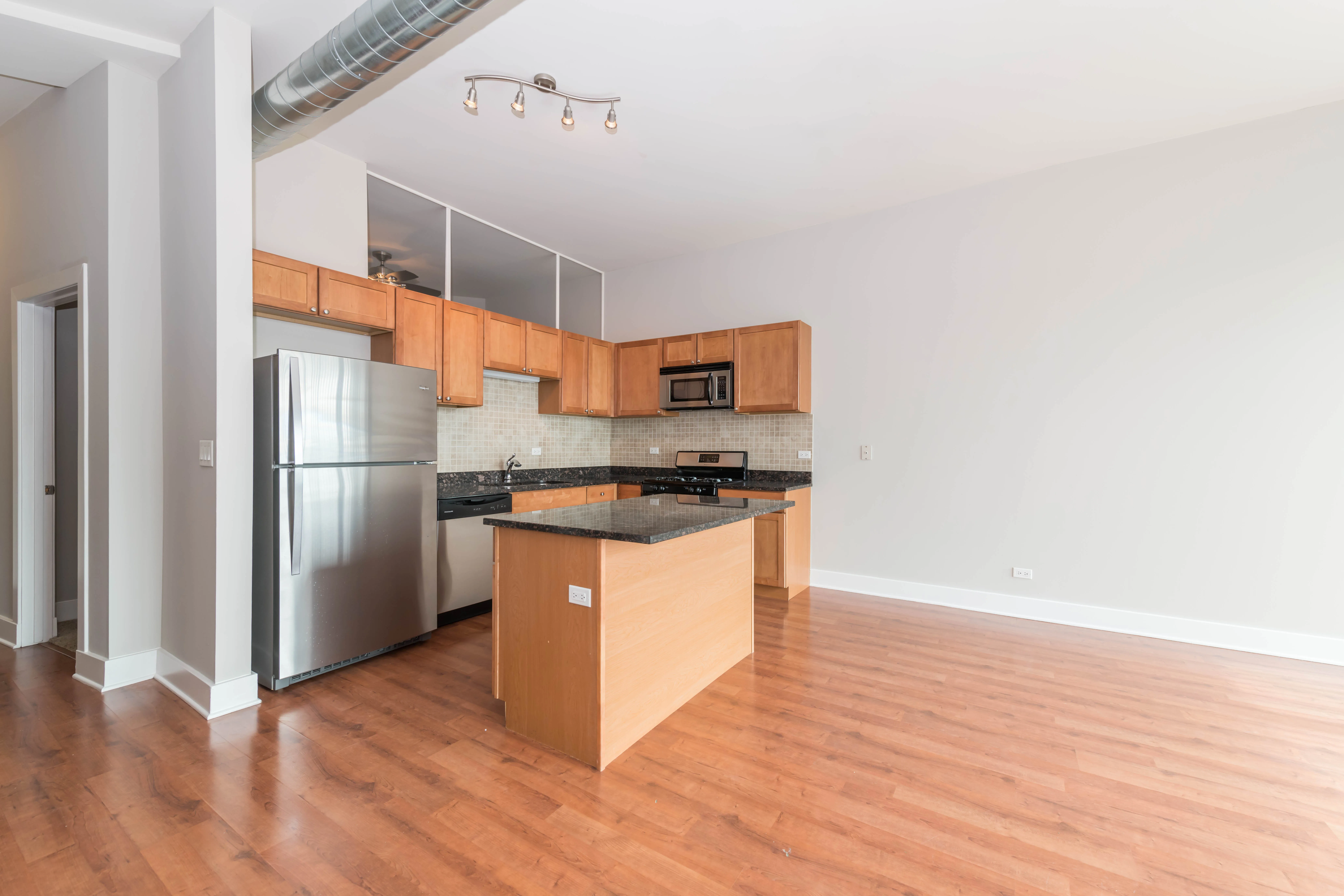 2000 N. Milwaukee Apartments