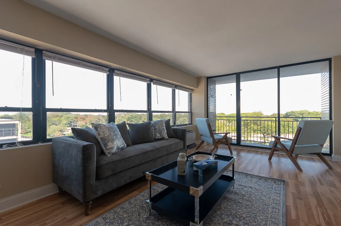 4100 N MARINE DR 60613-4100 N. Marine Dr.-Chicago-IL