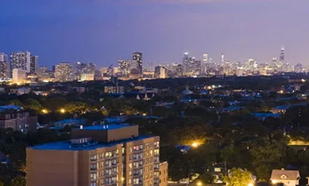 night view of exterior of 415 Premier Apartments