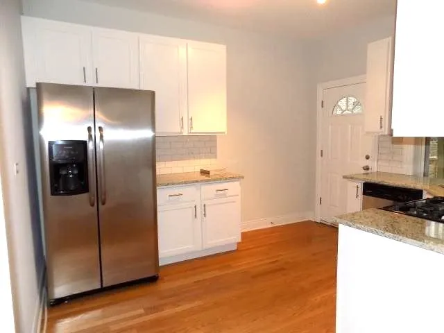 4401 North Clark Apartments