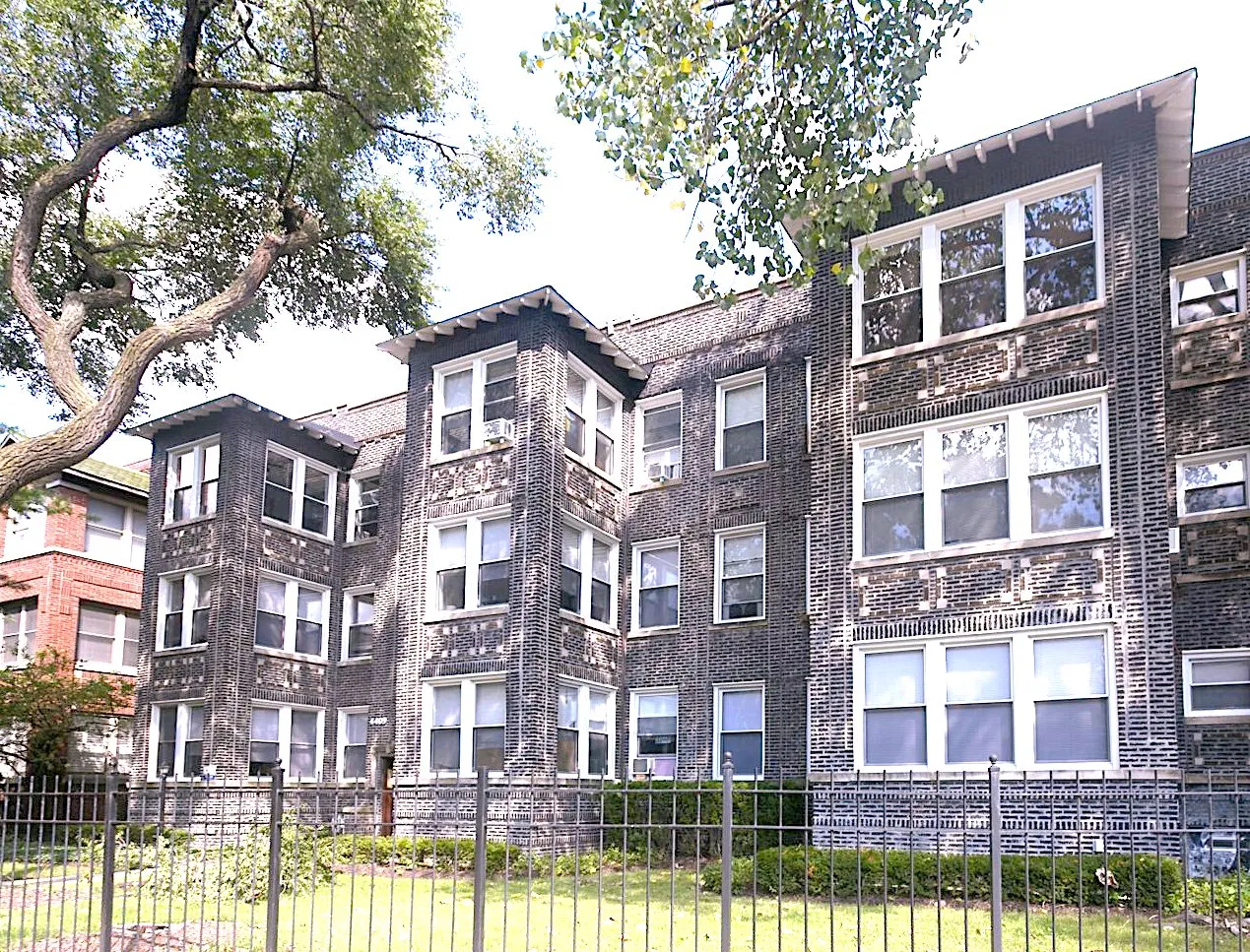 4407-09 N Malden / 1256 W Montrose Apartments