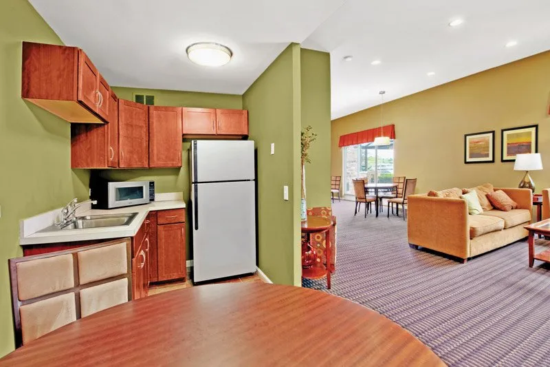 entry drive for Yorktown Apartments in Lombard IL