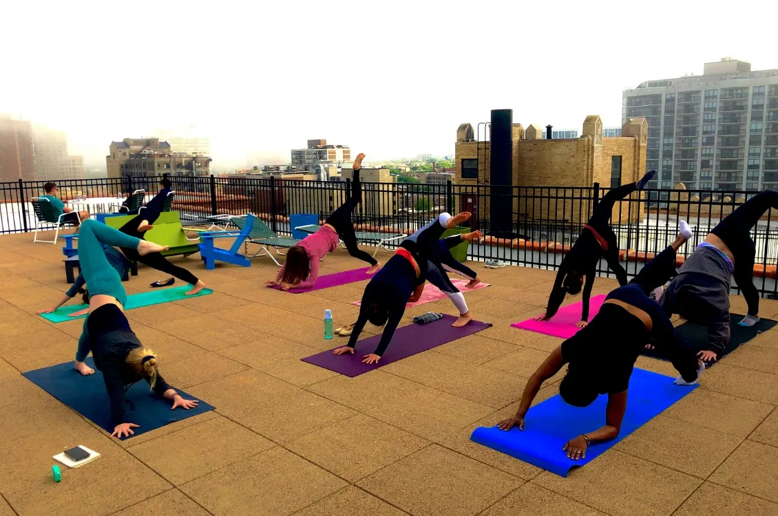 443 Wrightwood Apartments