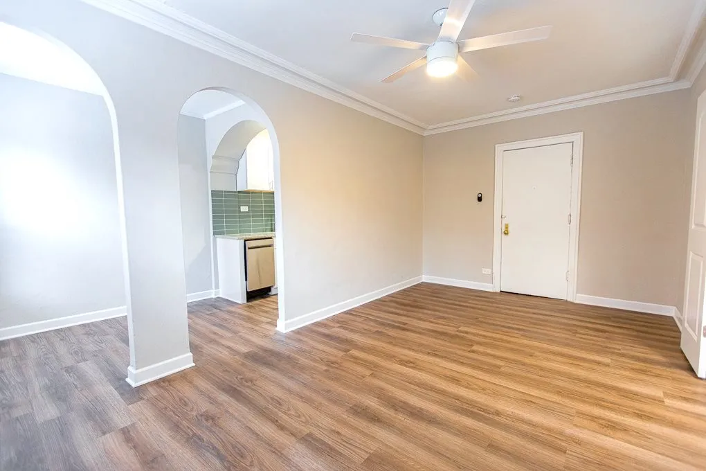 444 W St James Apartments