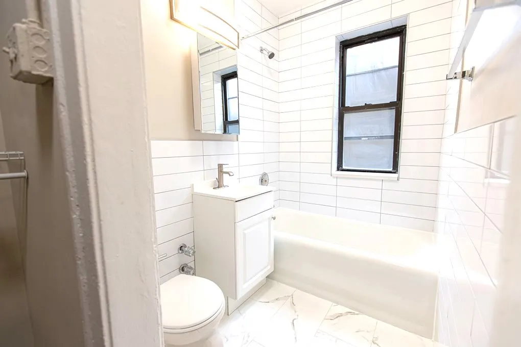 444 W St James Apartments