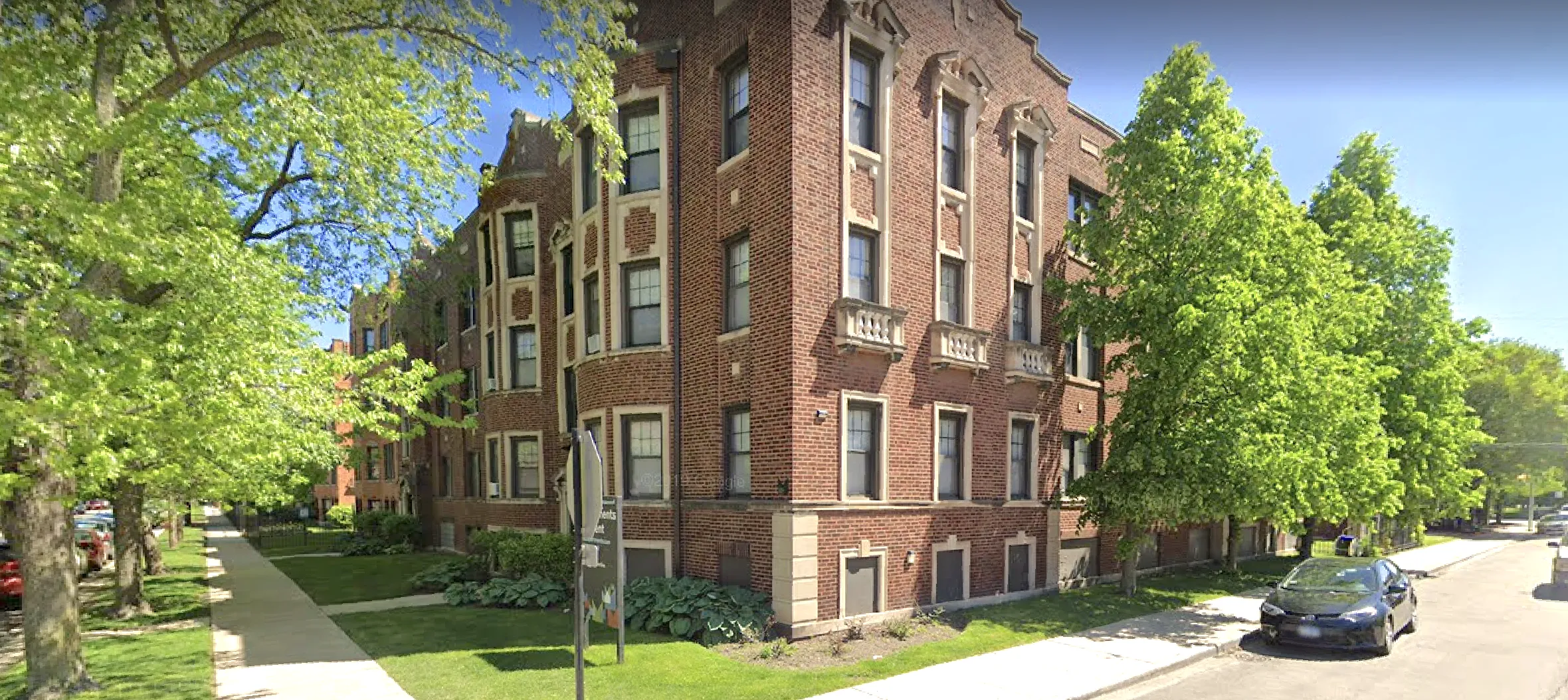 4455 South Greenwood Apartments