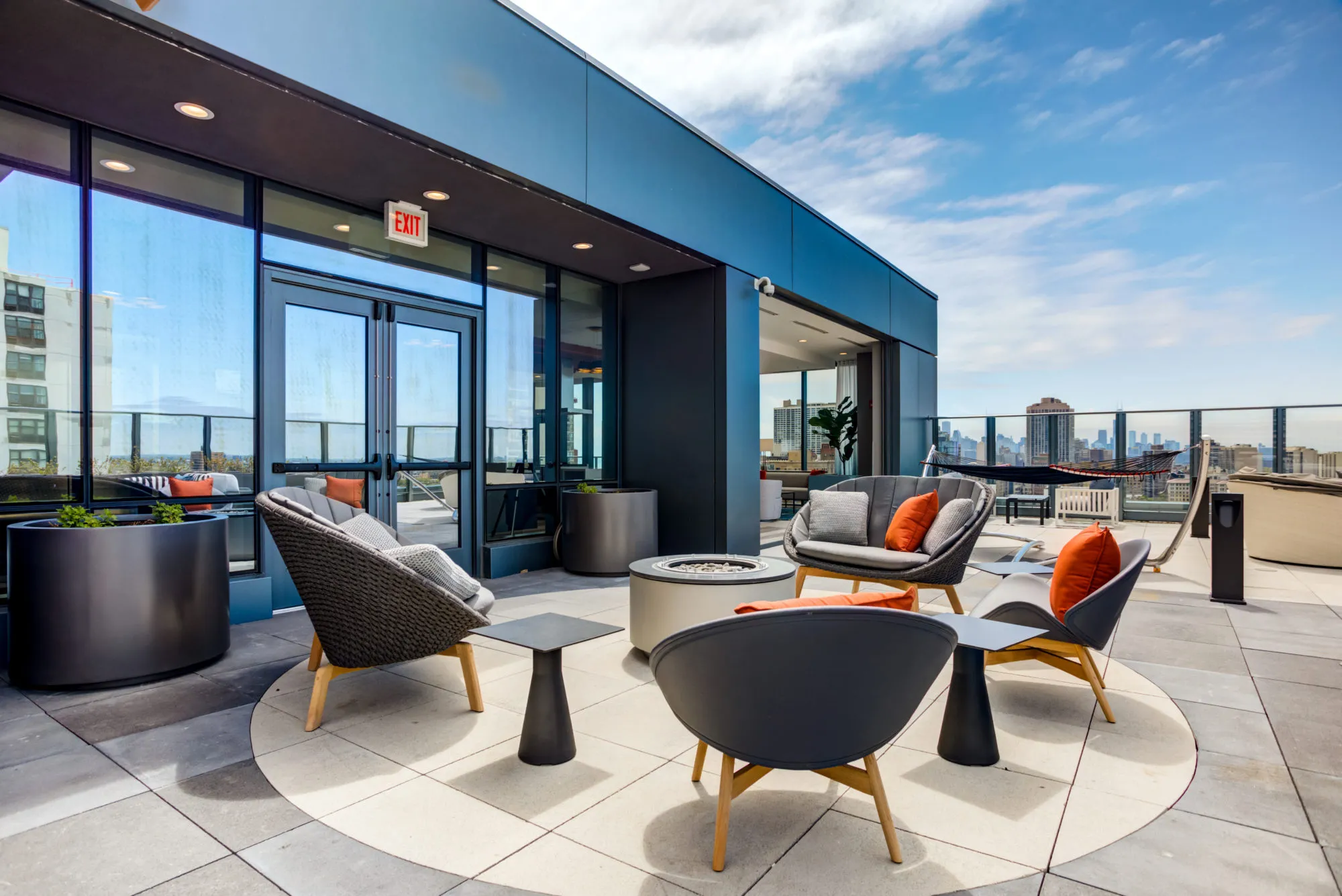 Four50 Belmont Apartments