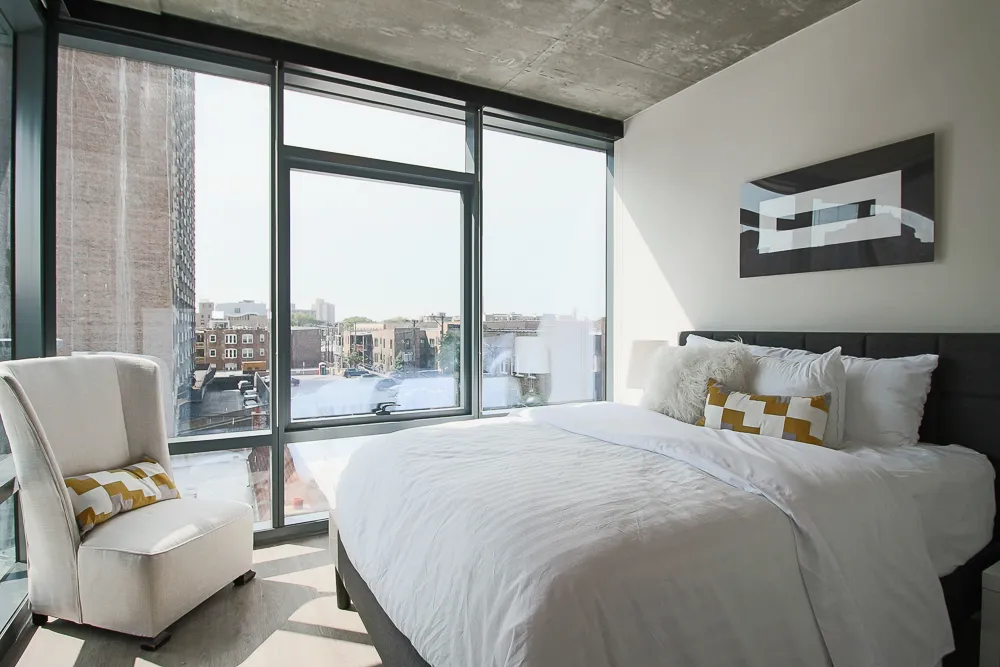 Four50 Belmont Apartments in Lakeview Chicago