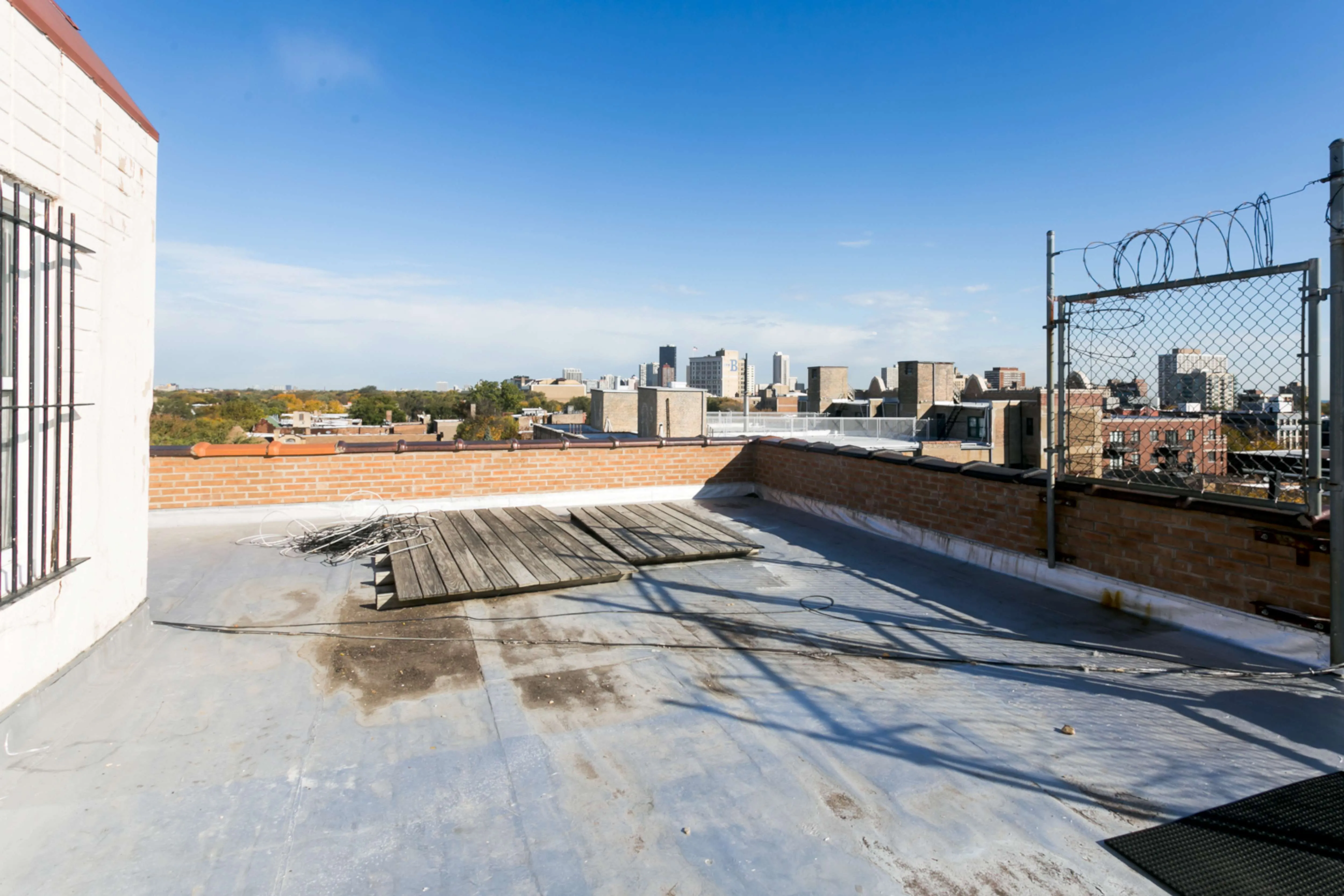 4521 North Malden Apartments