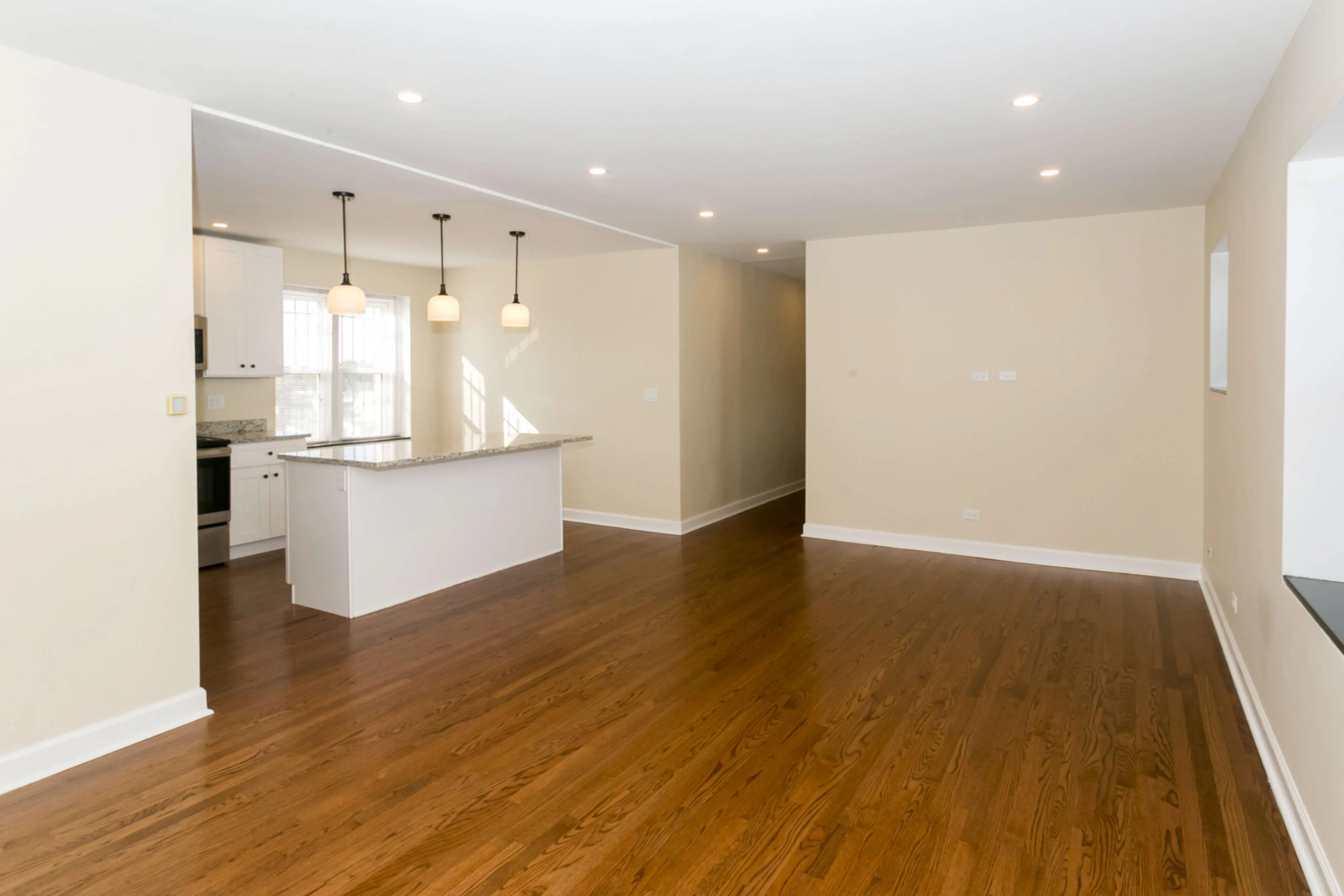 4521 North Malden Apartments