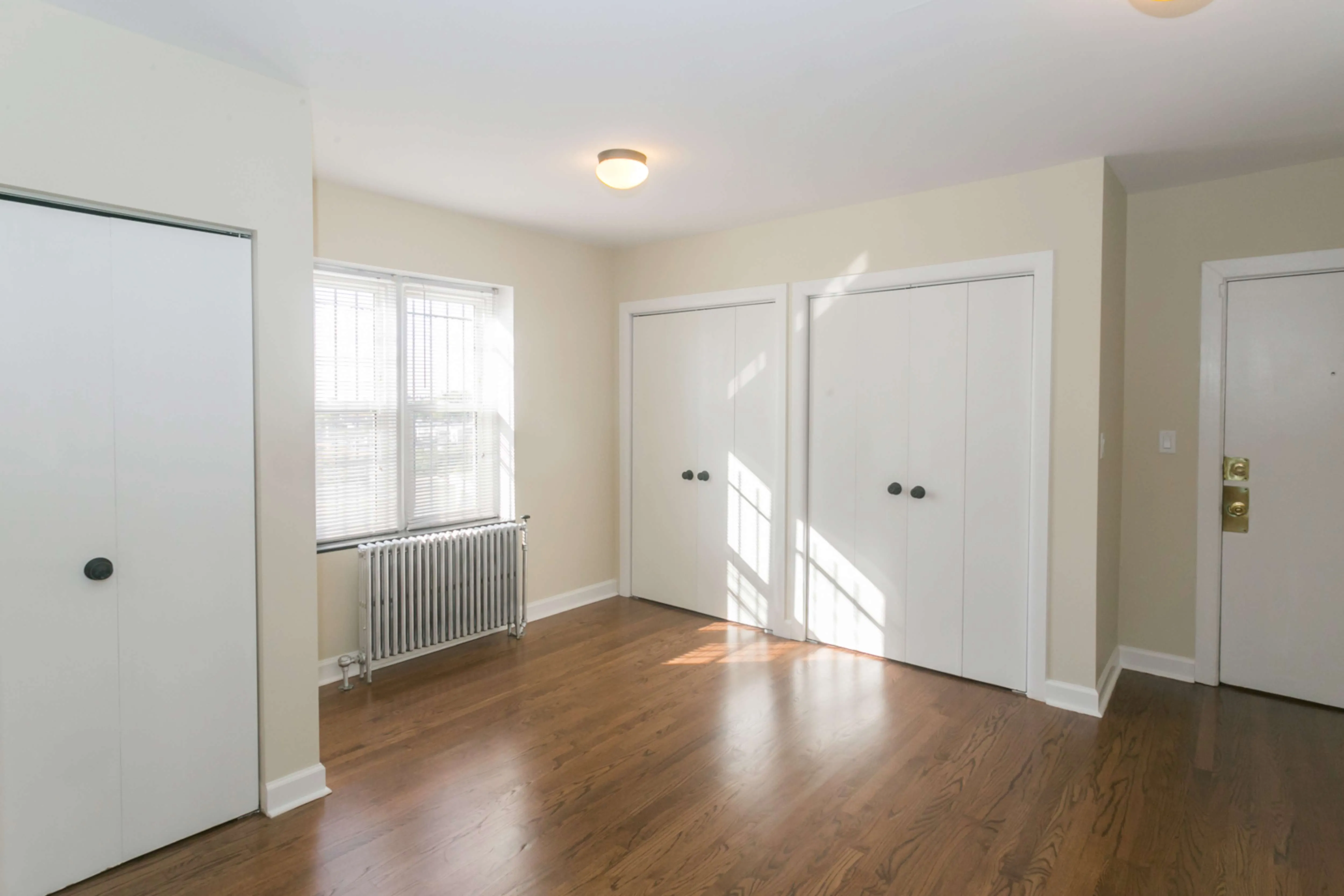 4521 North Malden Apartments