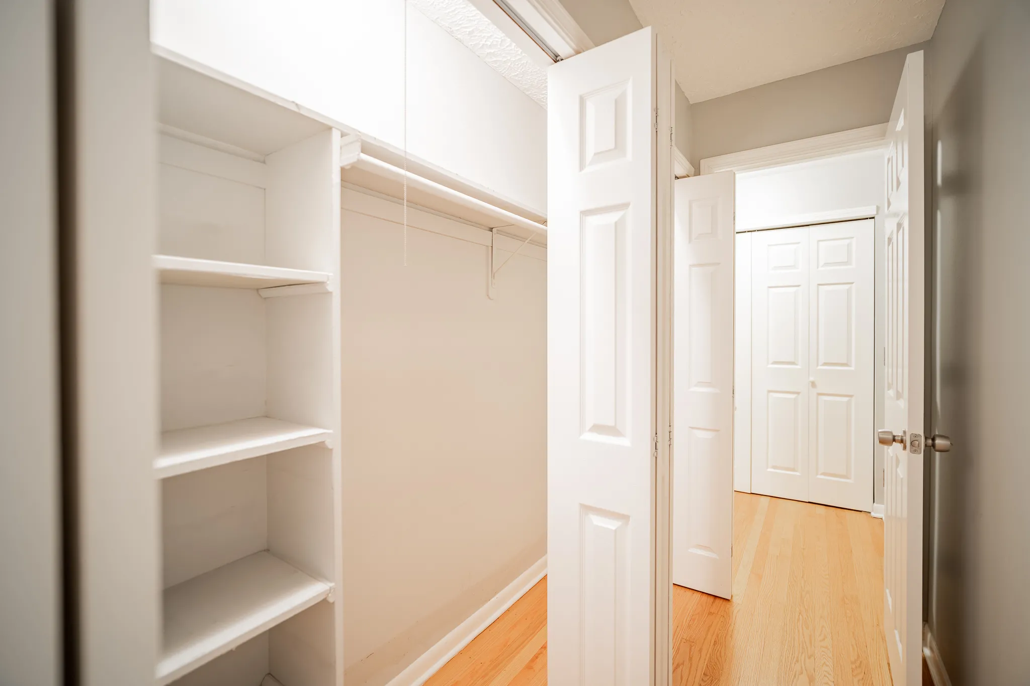 452 West Oakdale Apartments