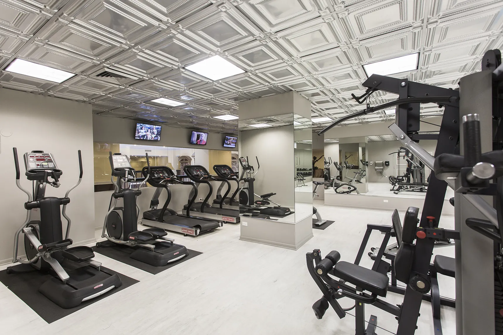 Sheridan Plaza Apartments