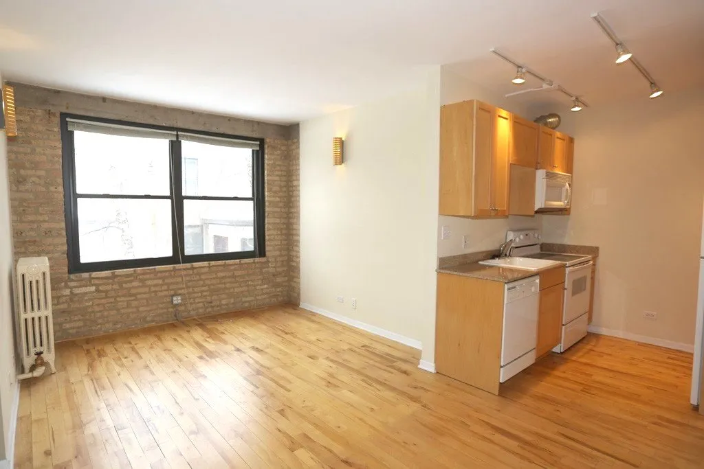4630 North Beacon Apartments