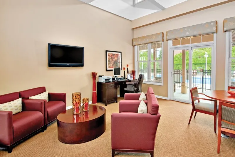 Farmingdale Apartment in Darien IL