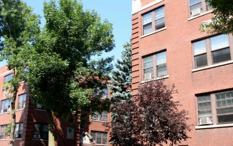 734-44 W Aldine Apartments