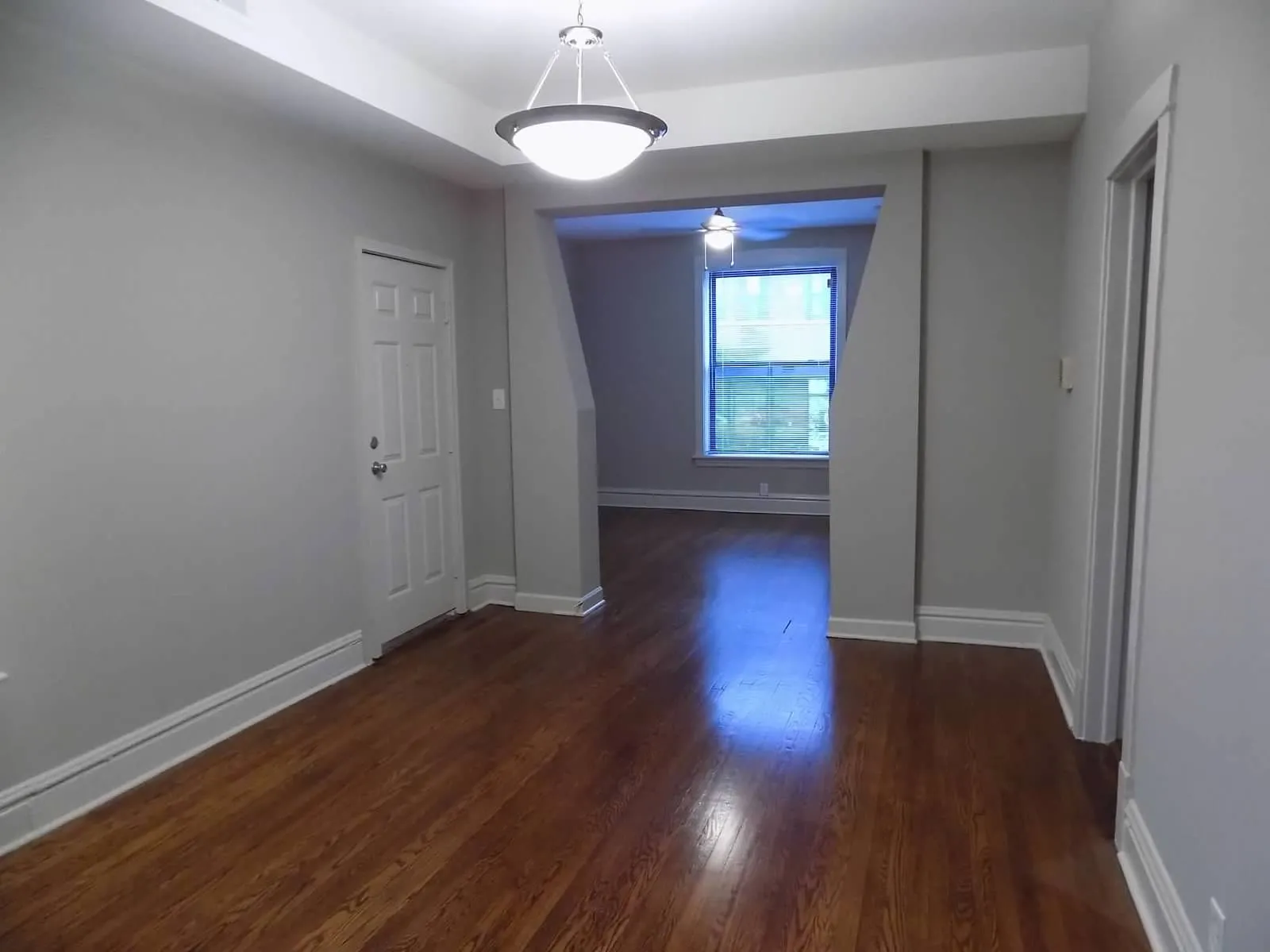 2801 W Logan Apartments