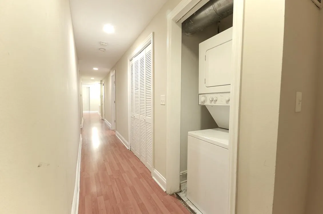 482 W. Deming Apartments