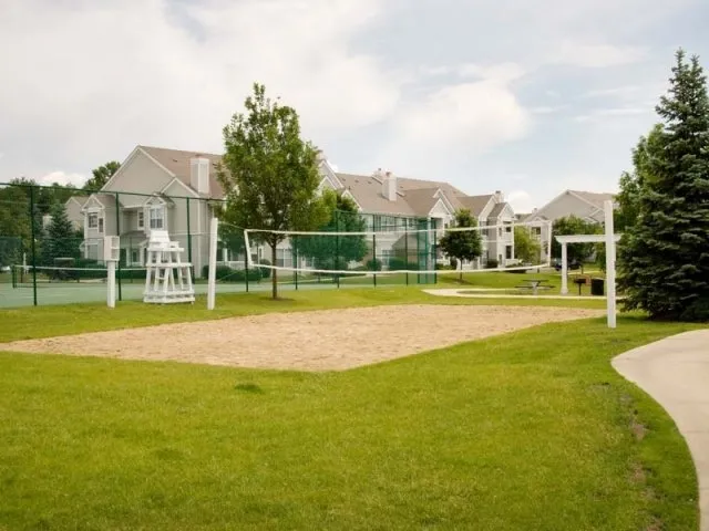 Village Green At Cantera Apartments