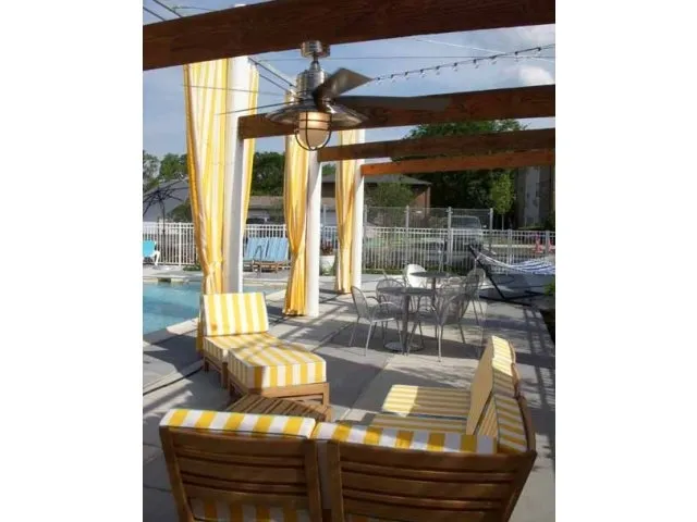 landscped entrance lobby of Village Park of Hoffman Estates Apartments