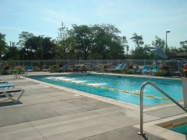 landscped entrance lobby of Village Park of Hoffman Estates Apartments