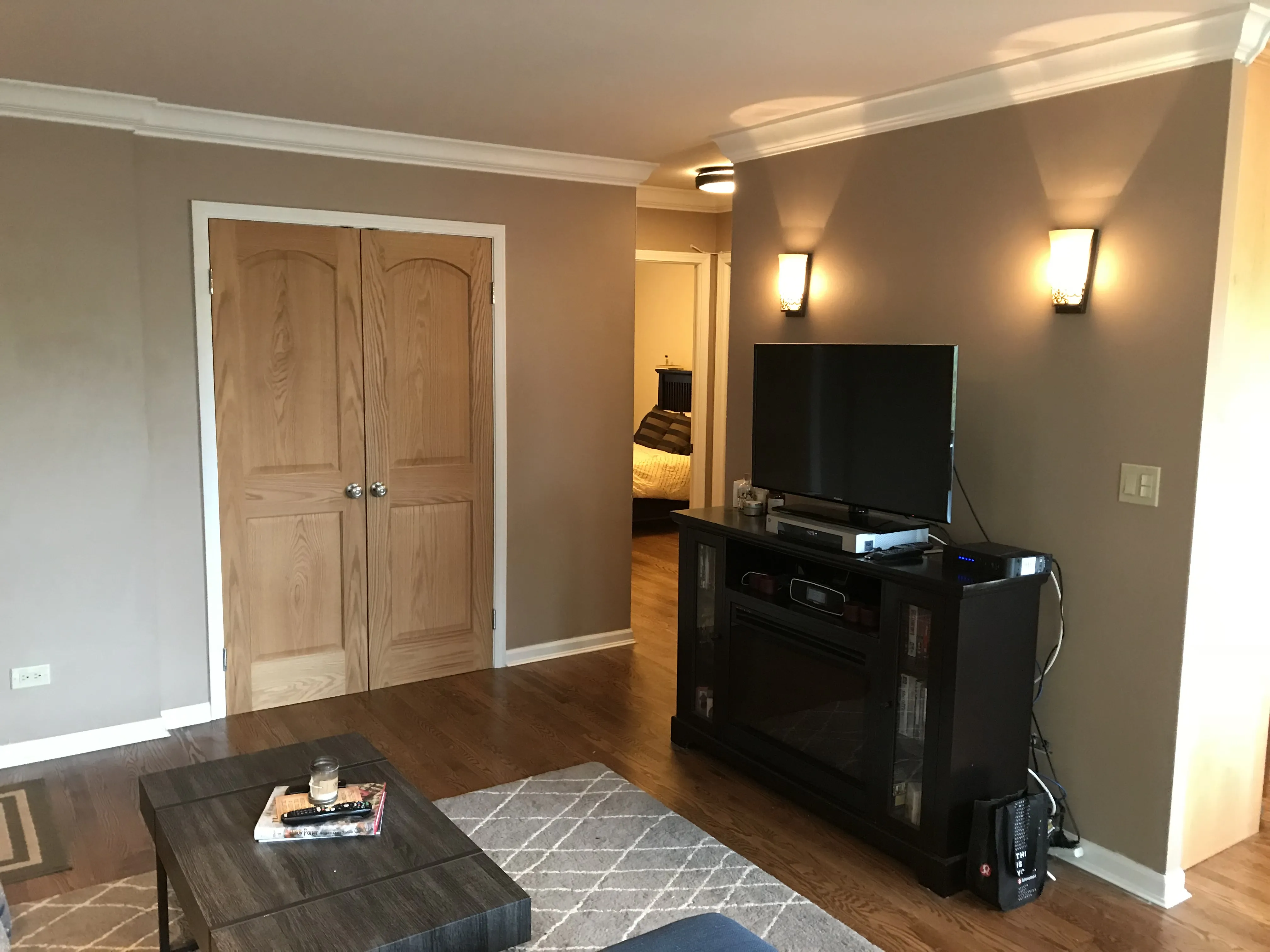 561 W STRATFORD PL 60657-unit#4-B-Chicago-IL