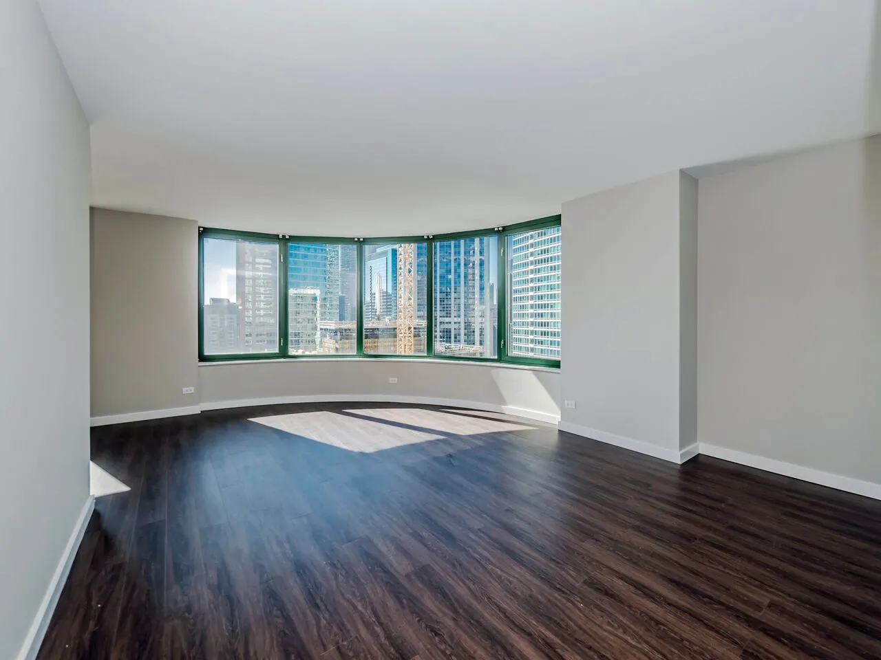 open living room at 420 E Ohio Apartments in Streeterville Chicago