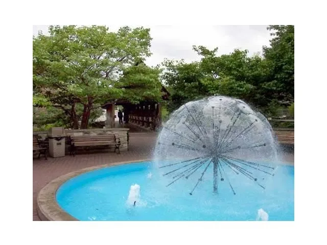 entry garden of Grand Reserve of Naperville Apartments