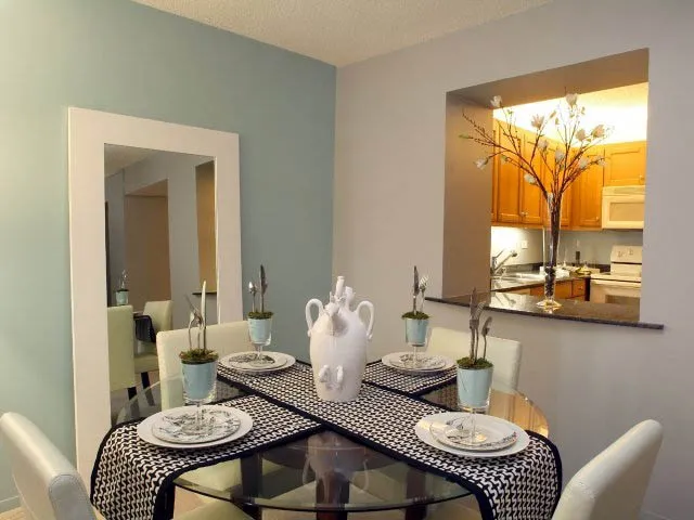 model furnished living room at Columbus Plaza Apartments
