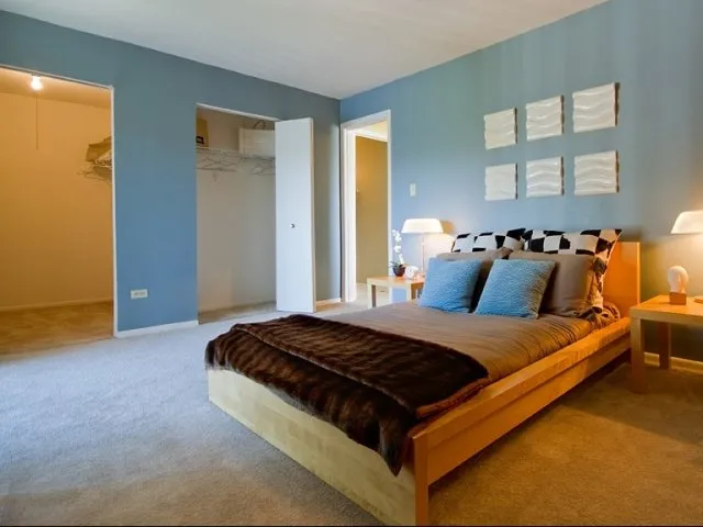 entry to Village Park of Palatine Apartments