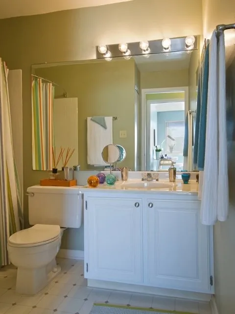 entry to Village Park of Palatine Apartments