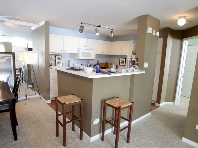 Village Green At Cantera Apartments