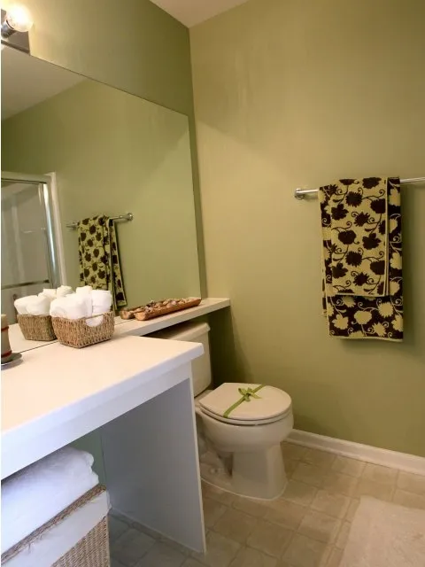 Village Green At Cantera Apartments