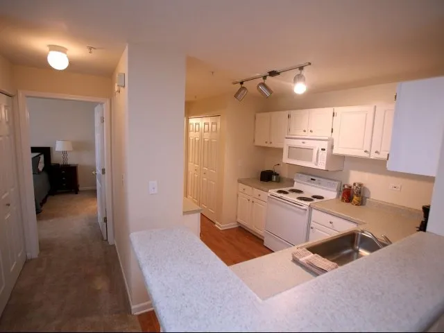 Village Green At Cantera Apartments