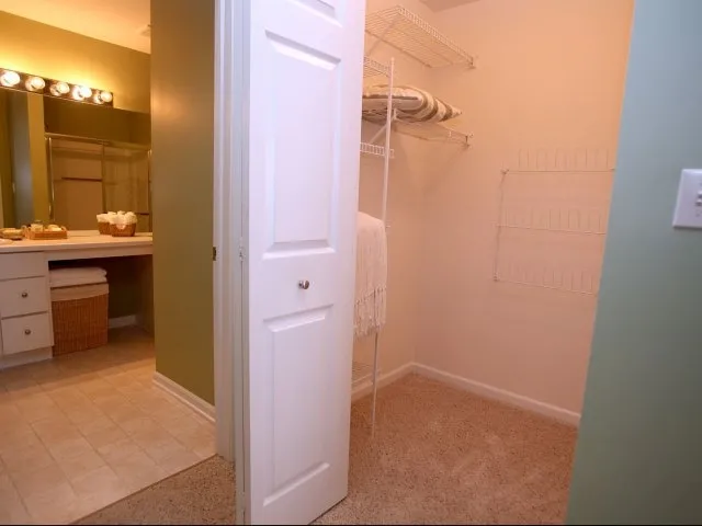 Village Green At Cantera Apartments